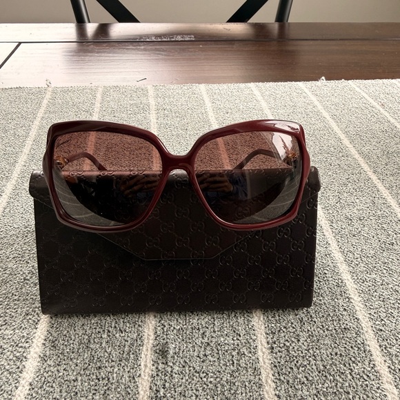 Gucci Oversized Burgundy Sunglasses – Two Skirts Gucci Women\'s Red Sunglasses